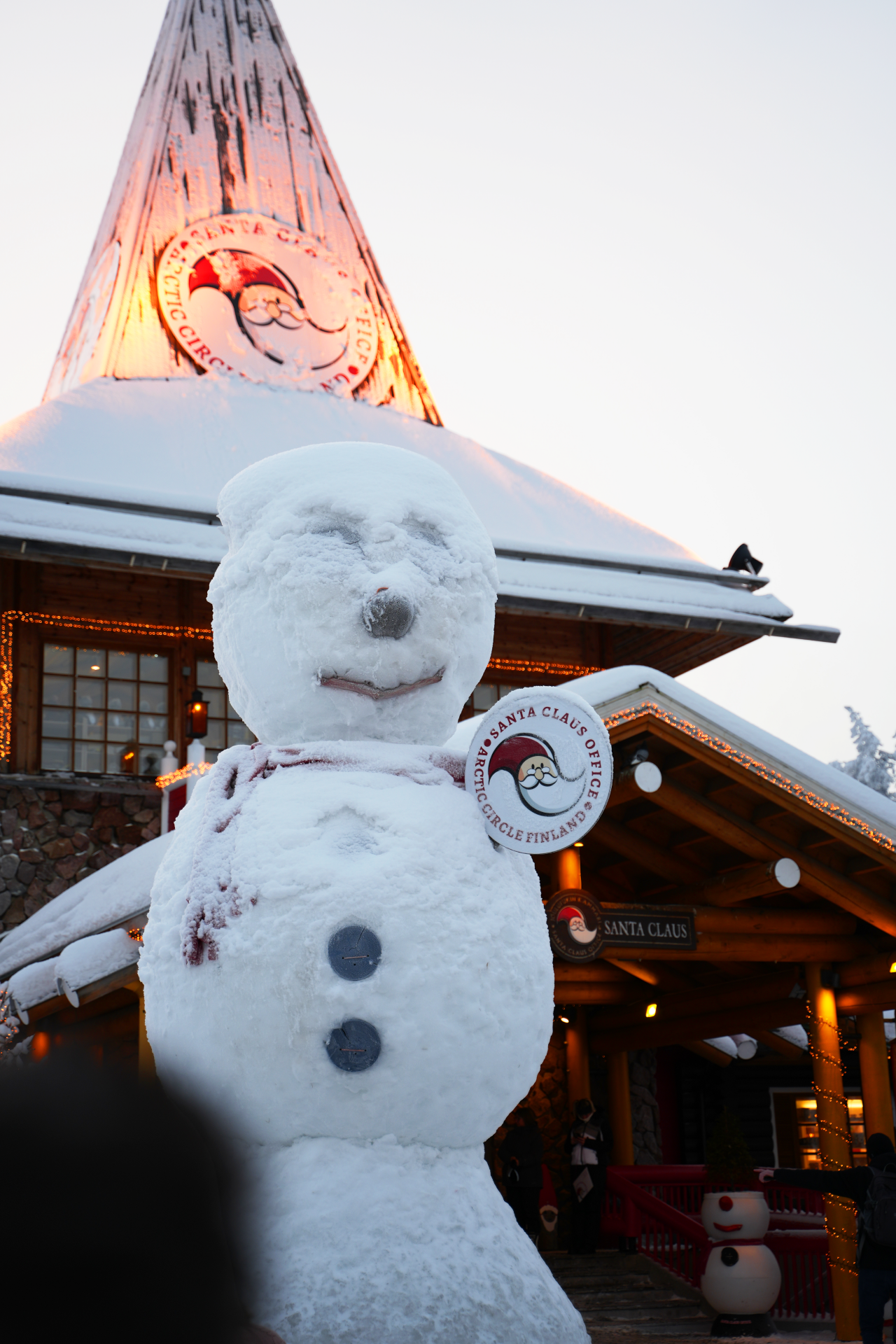 Santa Claus Village Schneemann im Winter