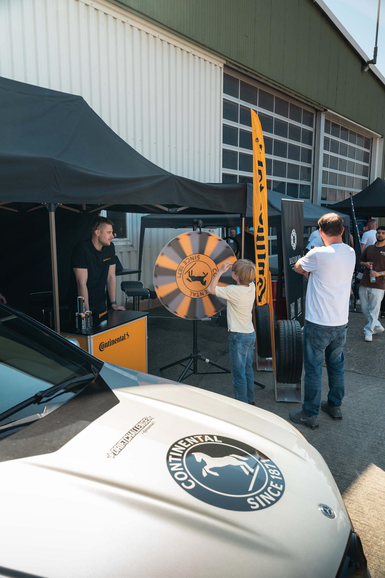 Continental Stand
