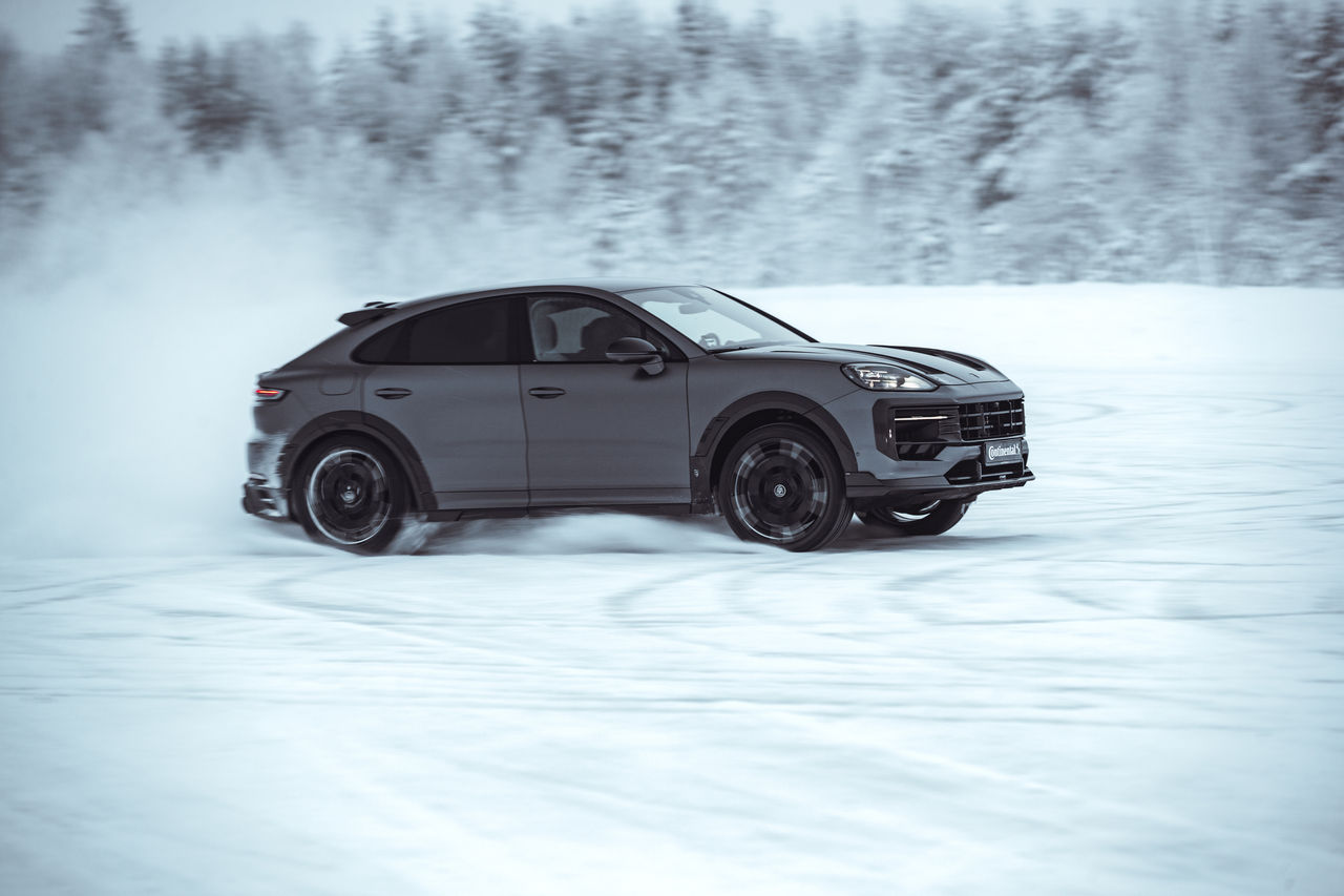 Brabus 600 Range Rover im Schnee beim Winter High Performance Event 2024 in Lappland | Continental 