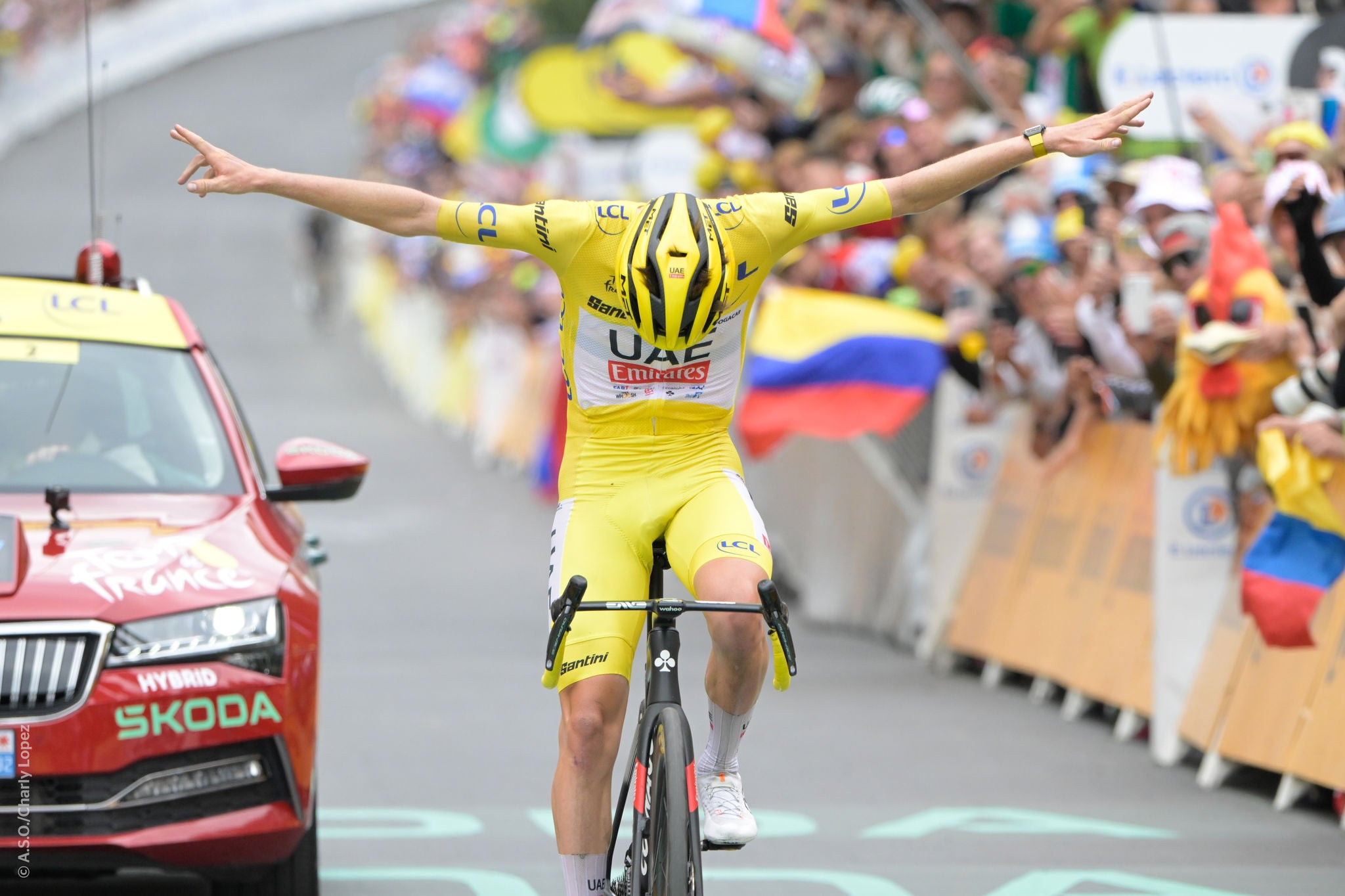 19/07/2024 - Tour de France 2024 - Étape 19 - Embrun / Isola 2000 (144,6 km) - POGACAR Tadej (UAE TEAM EMIRATES)