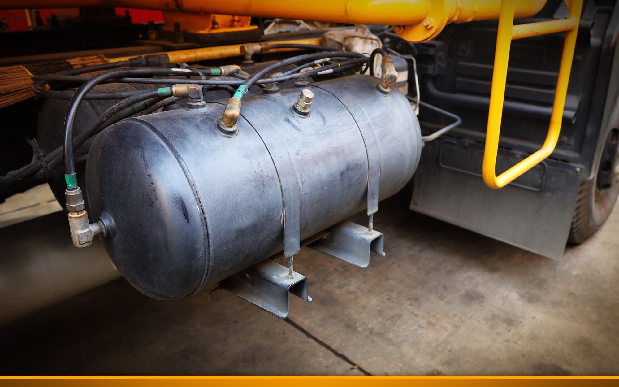 Black air tank for truck brake system