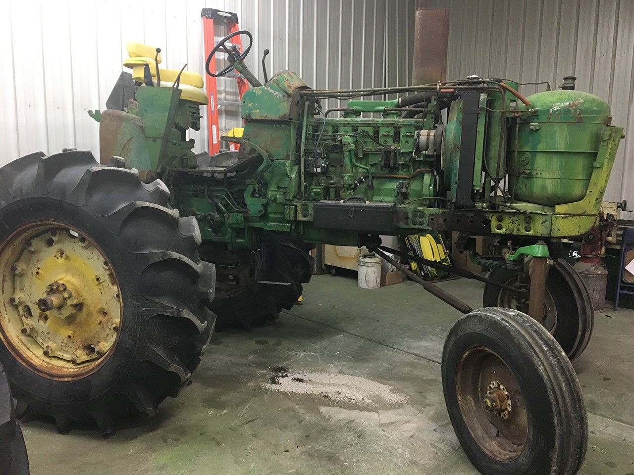 John Deere 4020 - Sleeping Beauty John Deere 4020 tractor