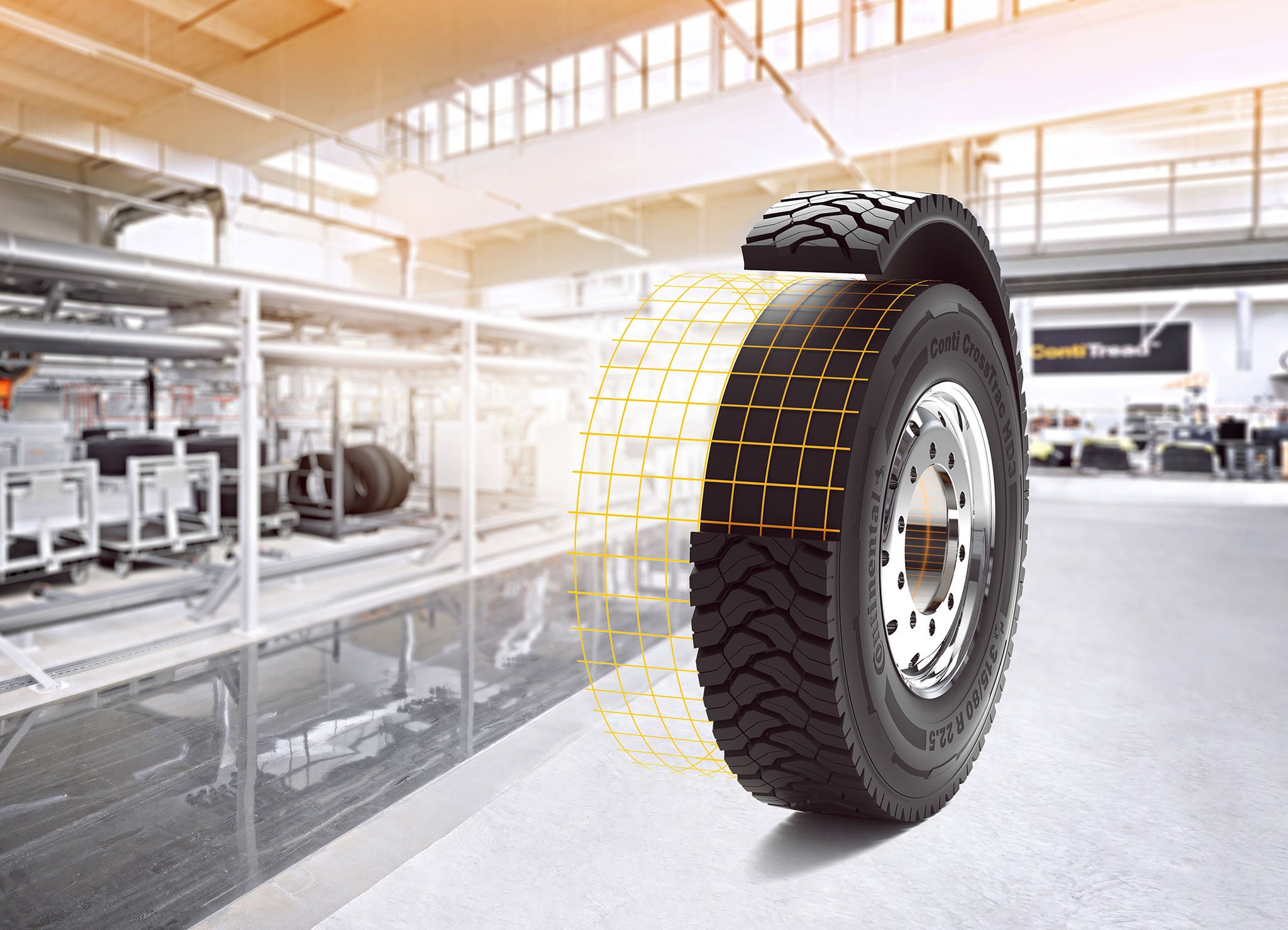 Deutliche Materialeinsparung: Im ContiLifeCycle-Werk bekommen Bus und Lkw-Reifen ein zweites und drittes Leben.