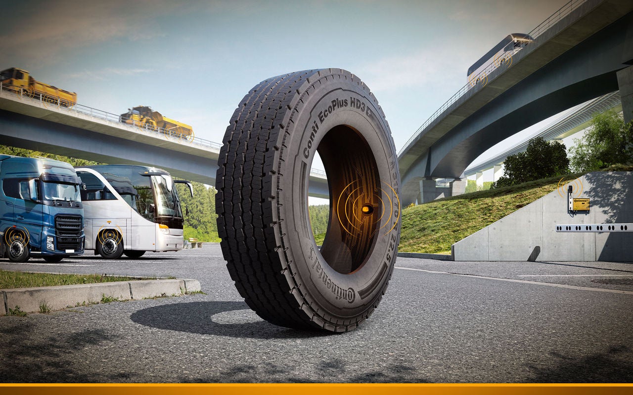 Tire standing in the middle of a street showing a modern tire pressure solution