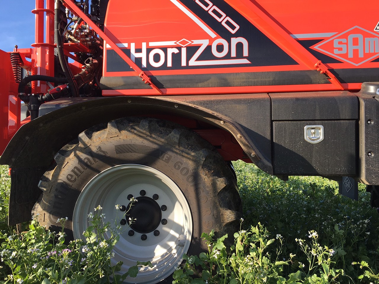 SAM Sprayer on Continental VF TractorMaster 600/60R30 Continental Tire VF Tractor Master