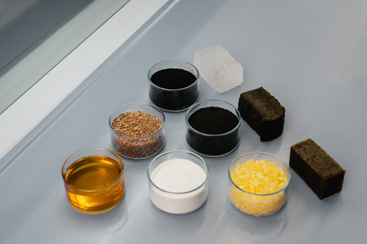 Continental UltraContact NXT-Reifen, der zu 65 % aus nachhaltigen Materialien besteht