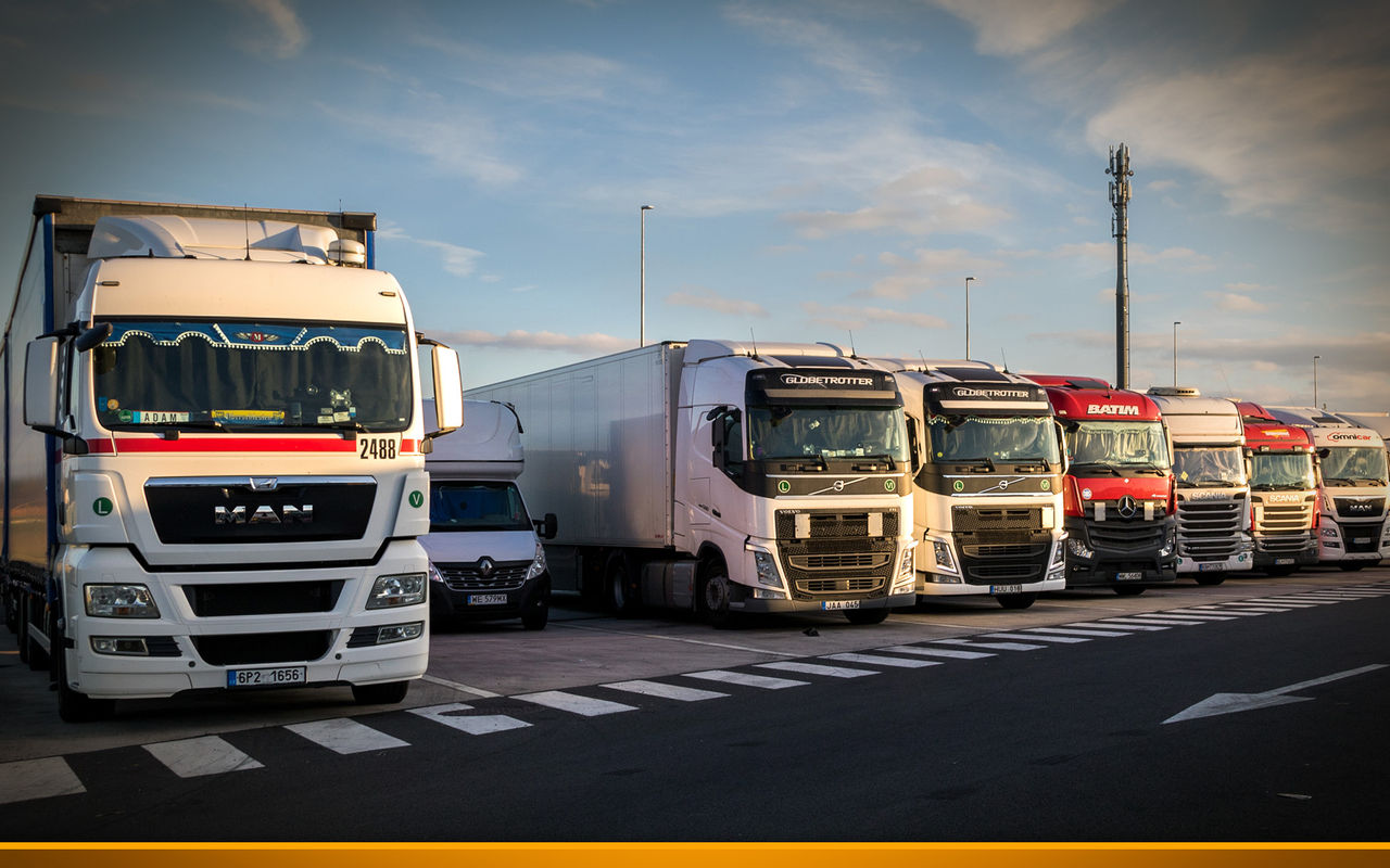 truck parking