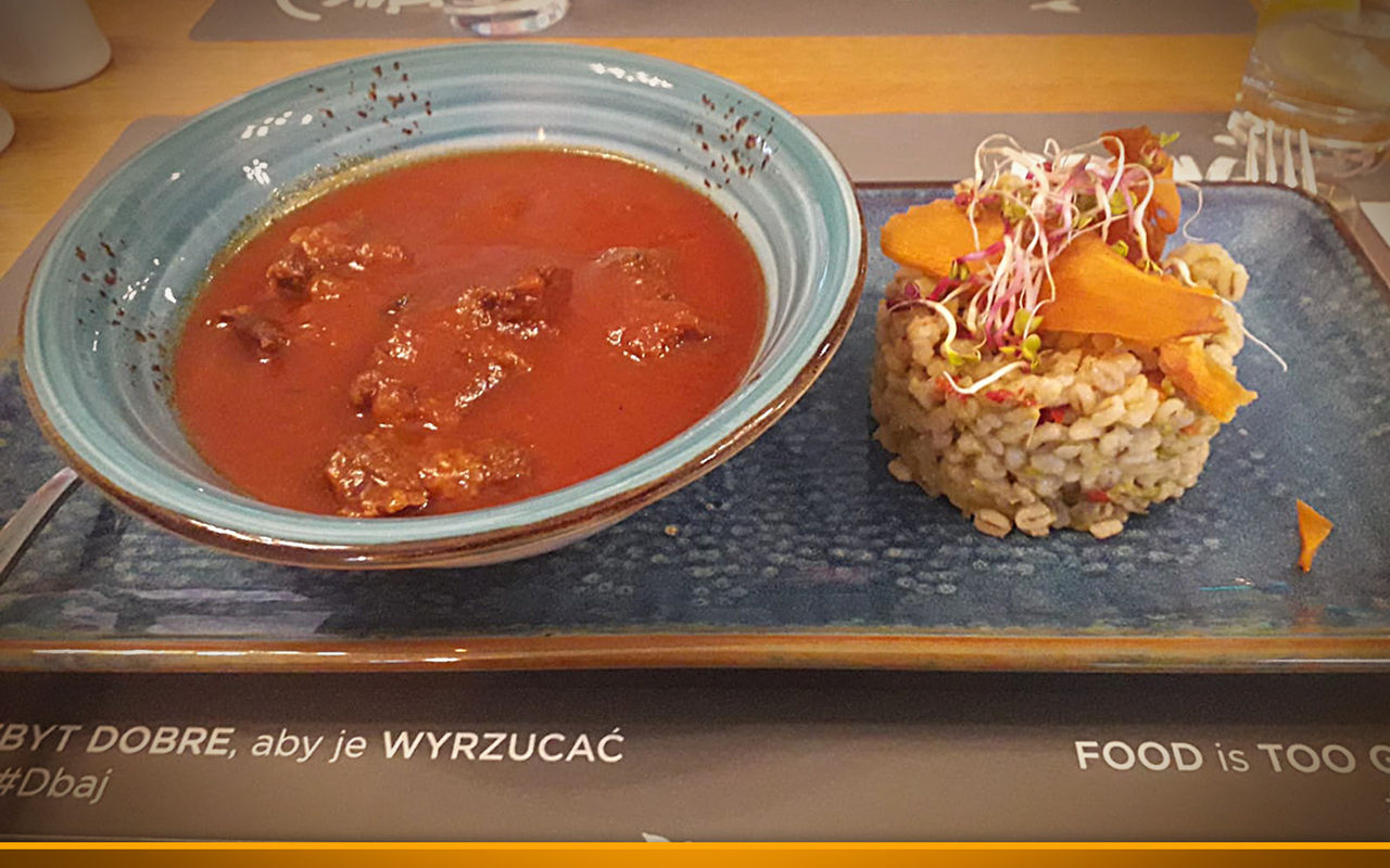 Lecker! Wenn ich unterwegs bin, muss ich heimisches Essen probieren.